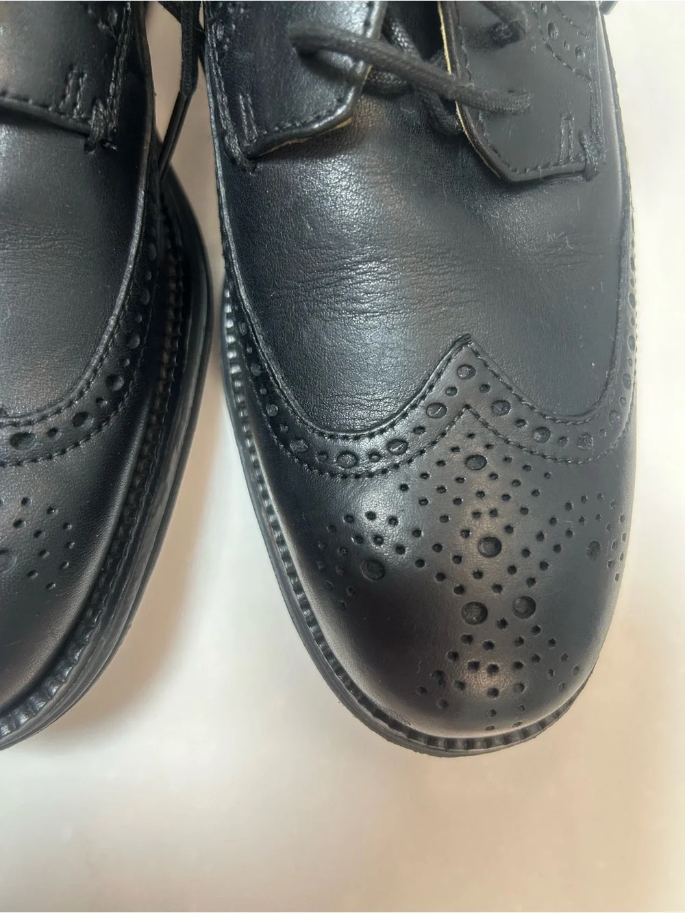 Cole Haan Lunar Grand long wing tip oxfords size 7M. Like new